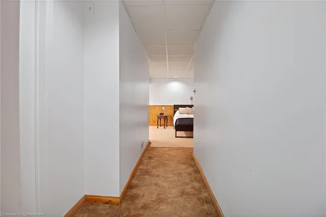 Additional property image - 218 East 44th St