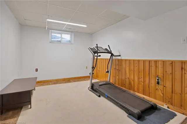Additional property image - 218 East 44th St