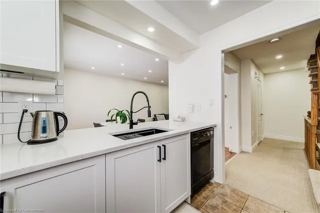Additional property image - 599 Speyer Cir