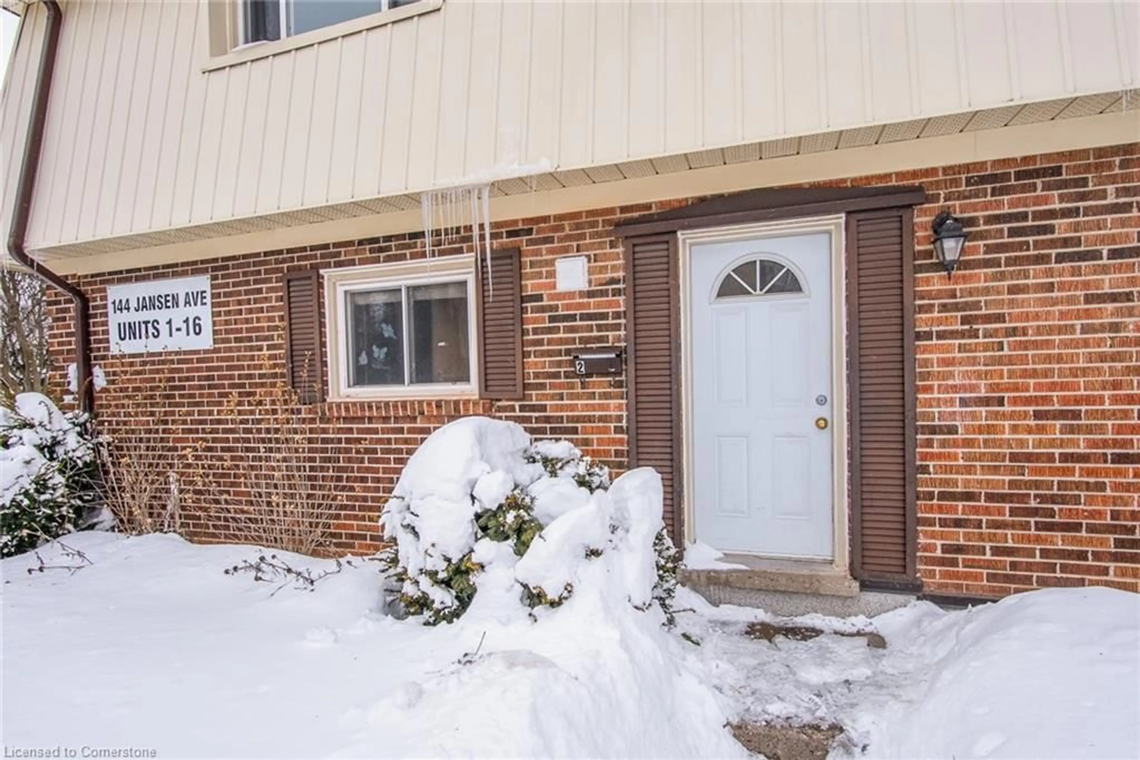 Indoor entryway for 144 Jansen Ave #2, Kitchener Ontario N2A 2L7