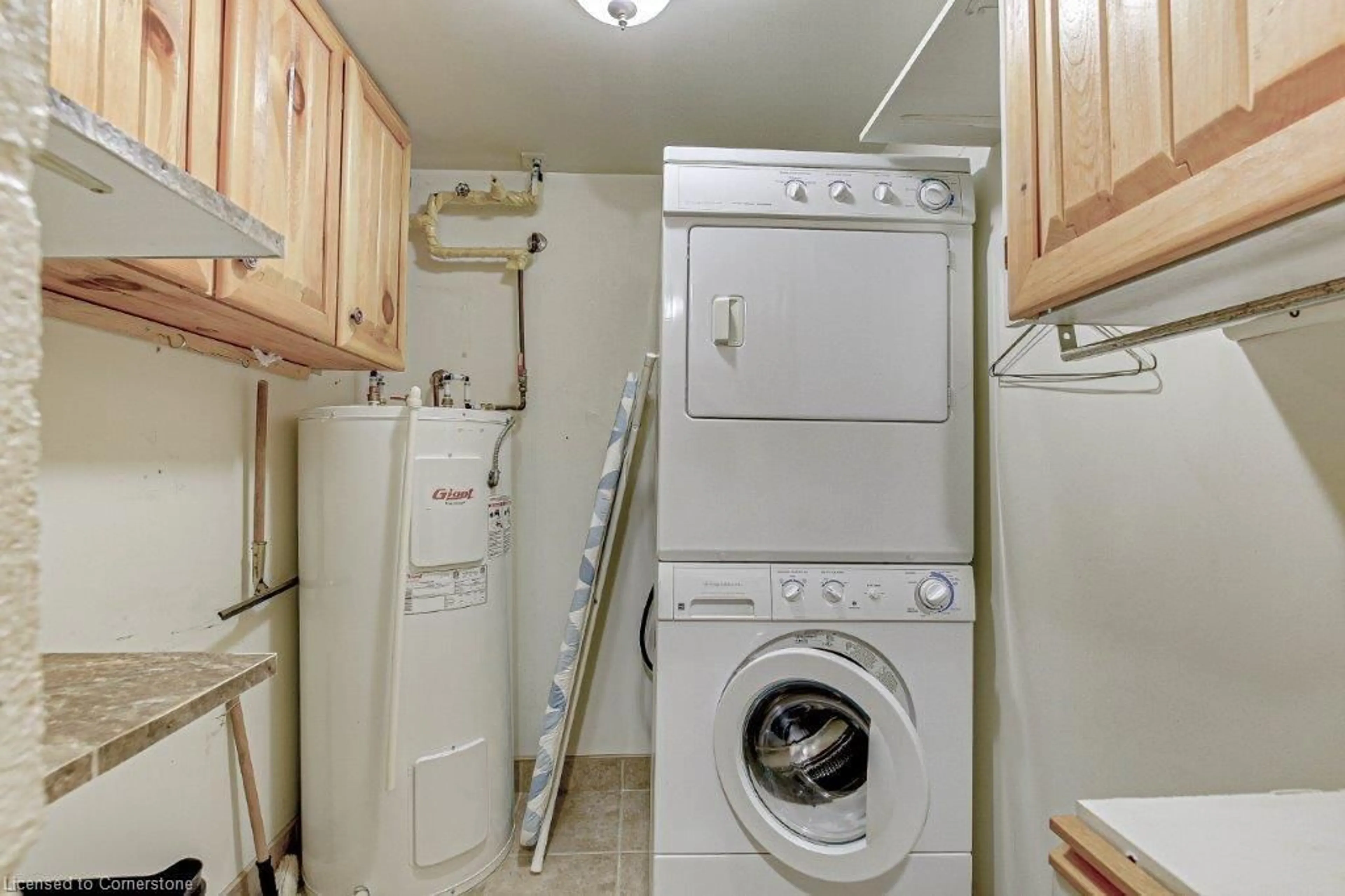 Laundry room for 5 Mill Pond Crt #205, Simcoe Ontario N3Y 5J6