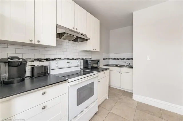 Additional property image - 388 Wilson St