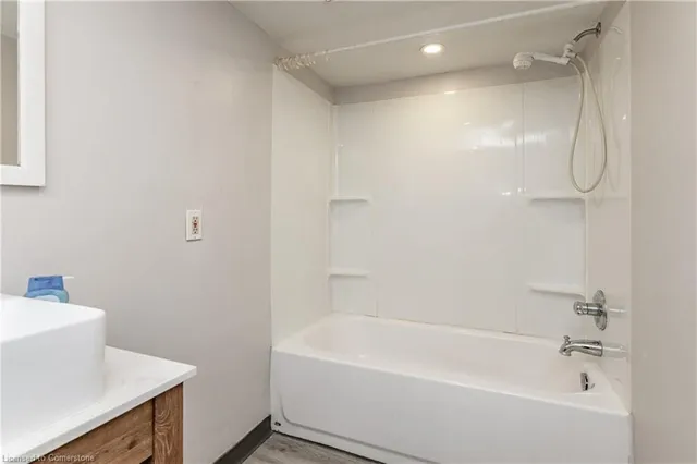 Additional property image - 388 Wilson St