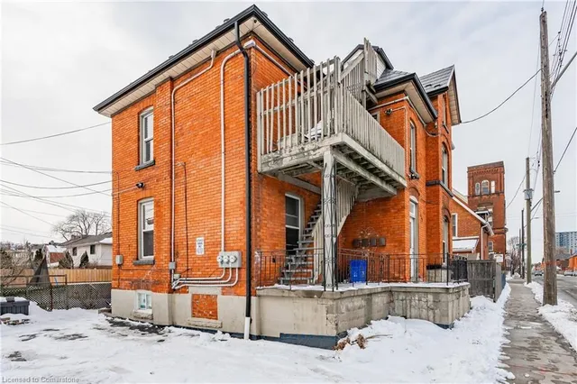 Additional property image - 388 Wilson St