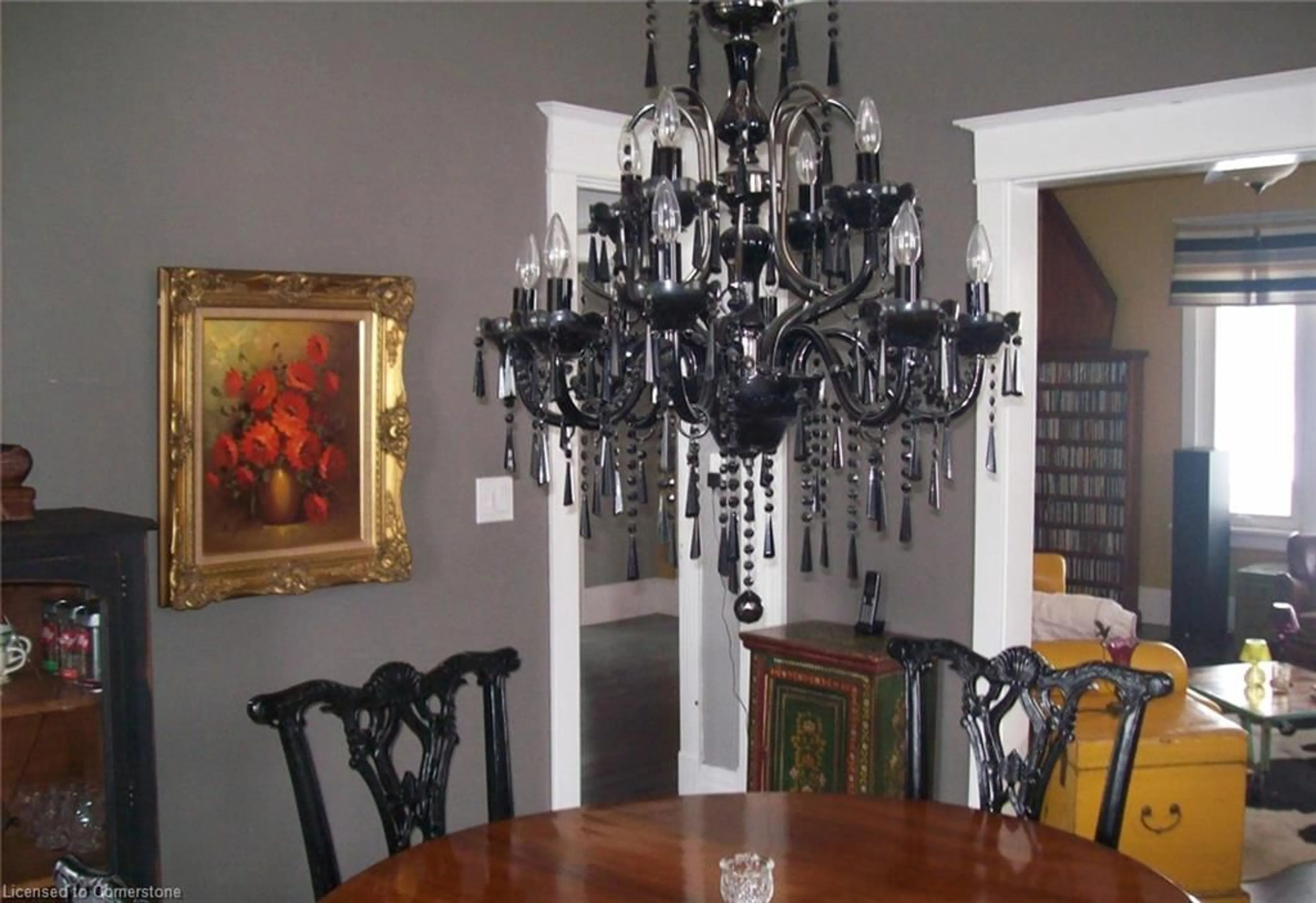 Dining room, wood/laminate floor for 58 Margaret Ave, Wallaceburg Ontario N8A 1Z9