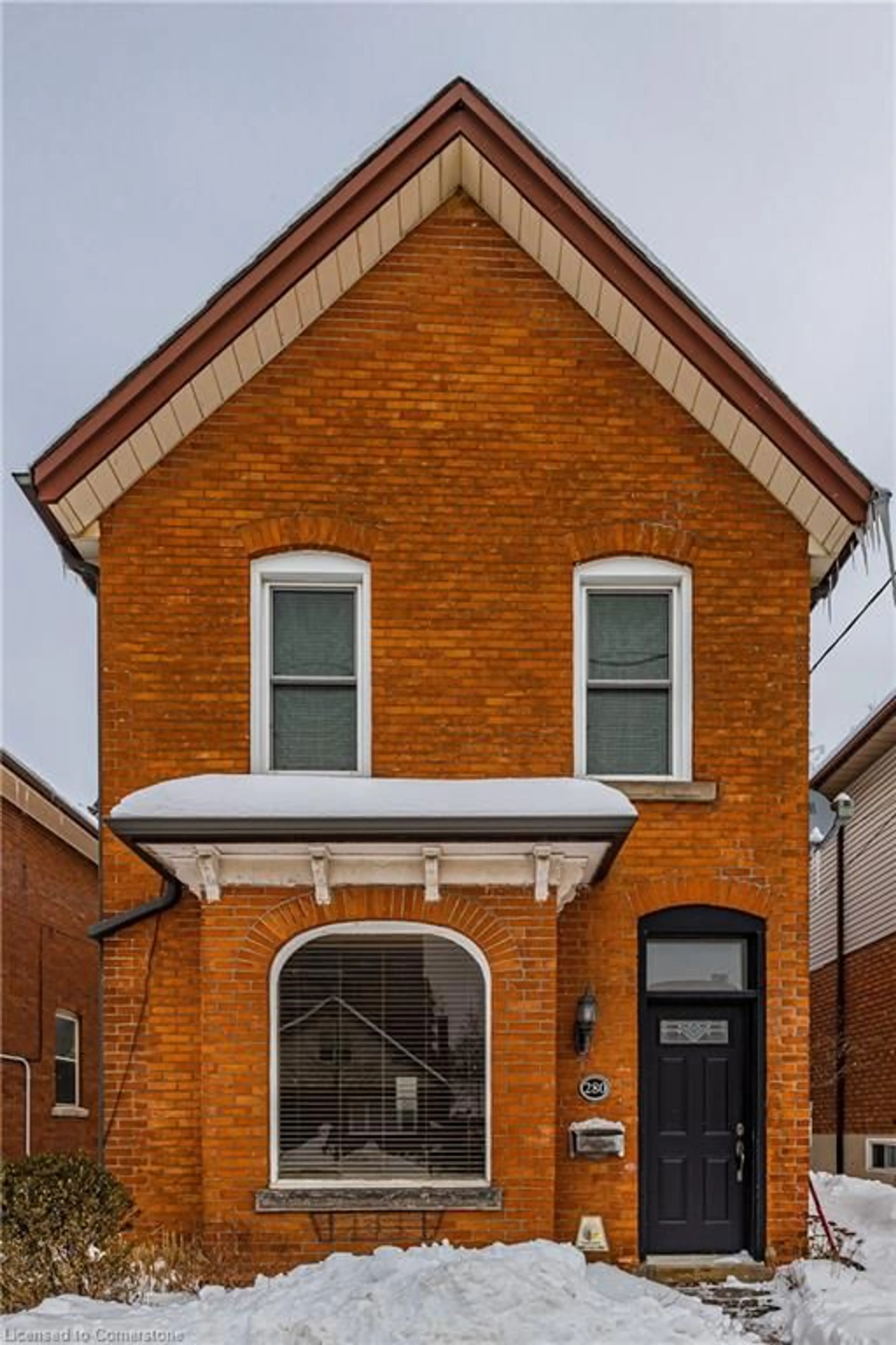 Home with brick exterior material, street for 280 Bold St, Hamilton Ontario L8P 1W2