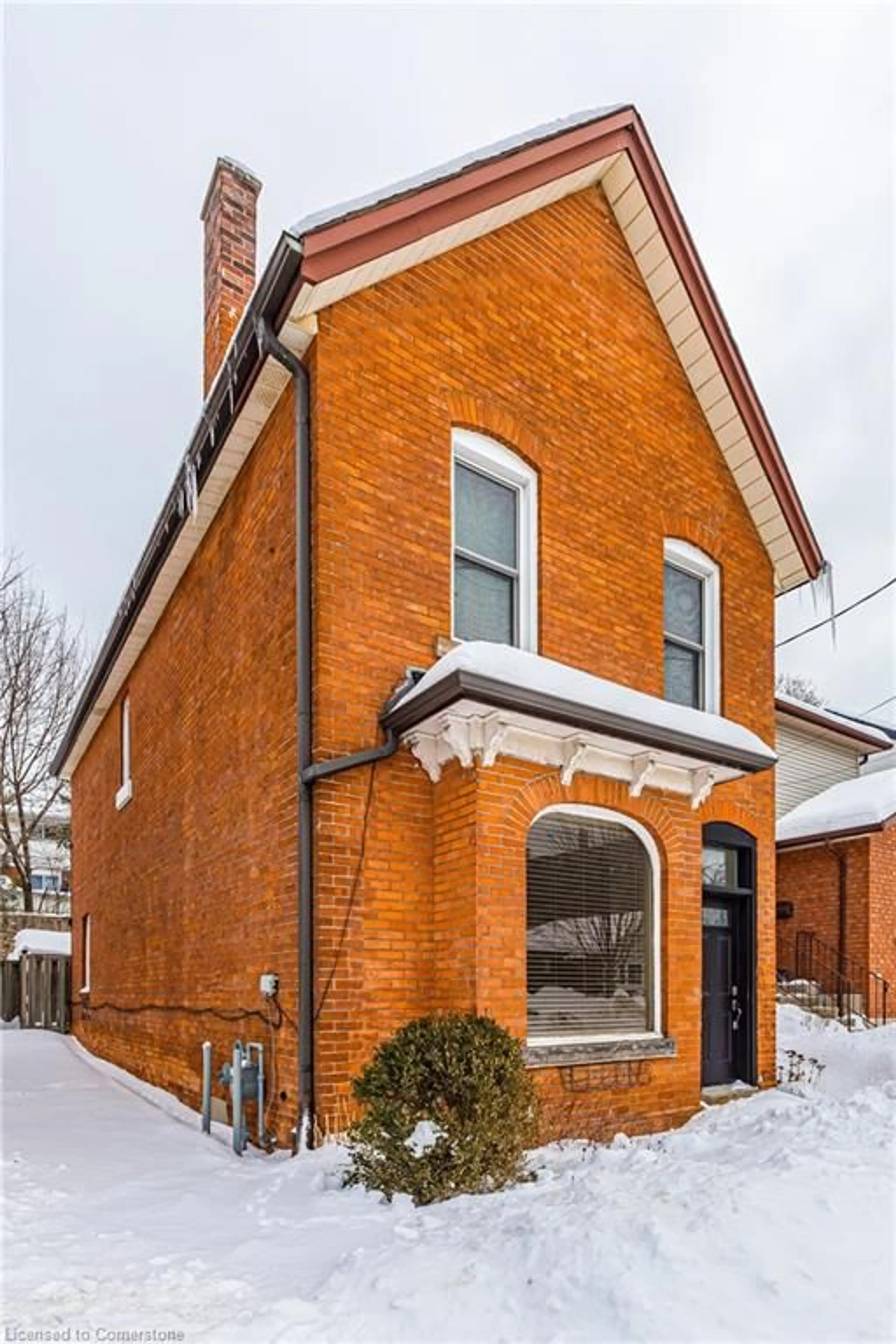 Home with brick exterior material, street for 280 Bold St, Hamilton Ontario L8P 1W2