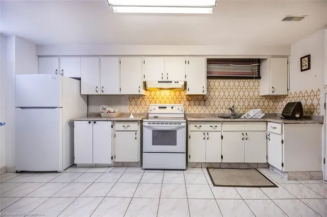 Additional property image - 3635 Kingston Rd