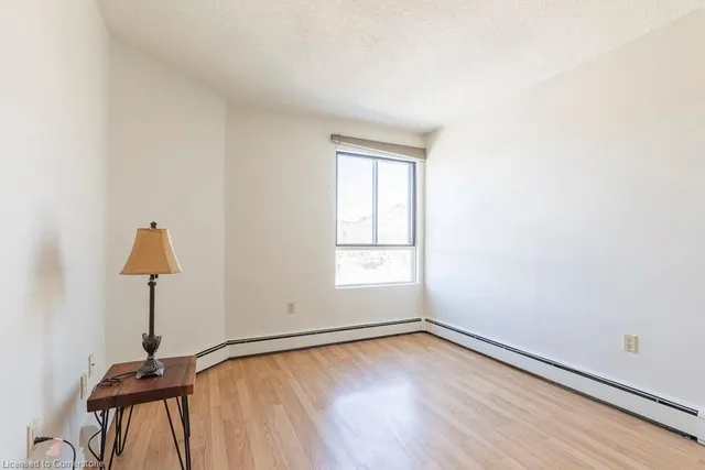 Additional property image - 10 John St Unit 605