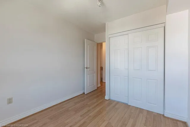 Additional property image - 10 John St Unit 605