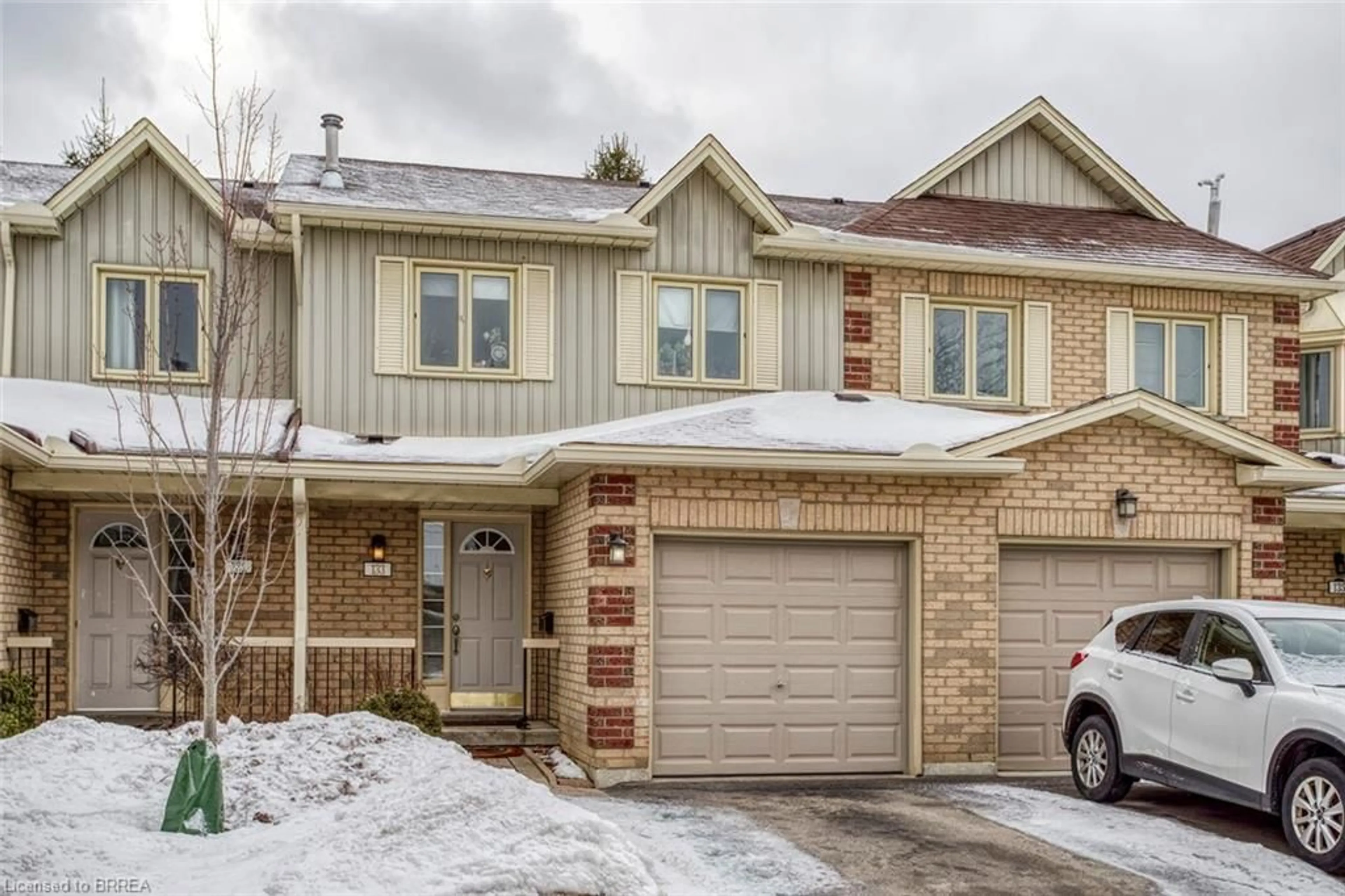 Home with brick exterior material, street for 302 College Ave #133, Guelph Ontario N1G 4T6