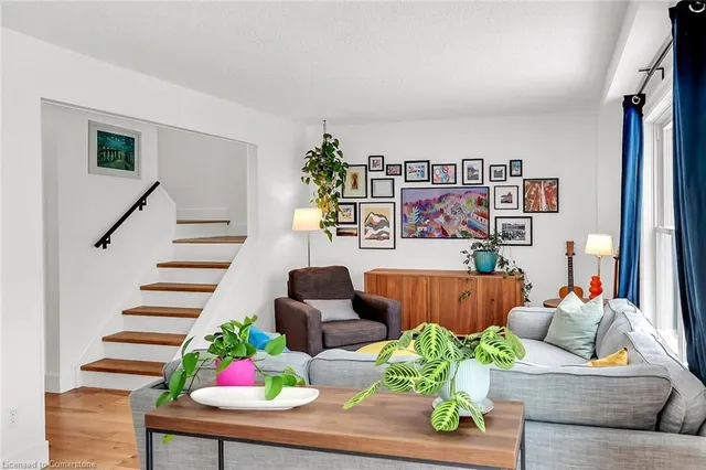 Additional property image - 17 Parkway Pl