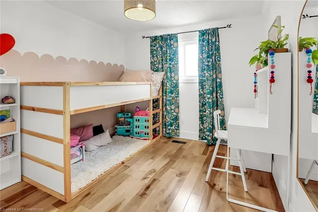 Additional property image - 17 Parkway Pl