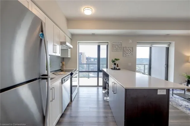 Additional property image - 15 Queen St Unit 902