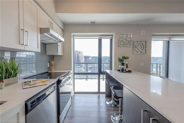 Additional property image - 15 Queen St Unit 902