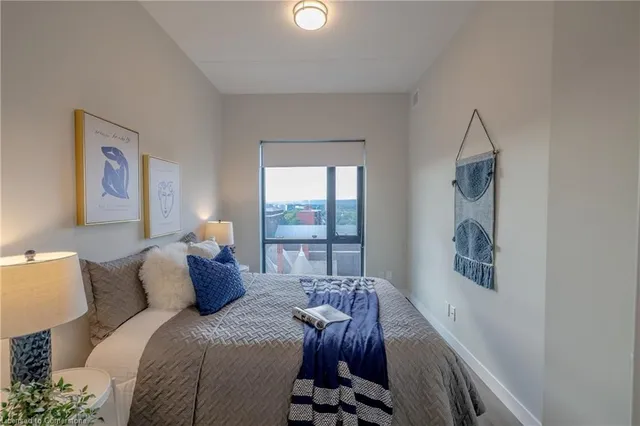 Additional property image - 15 Queen St Unit 902