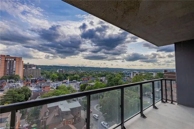 Additional property image - 15 Queen St Unit 902