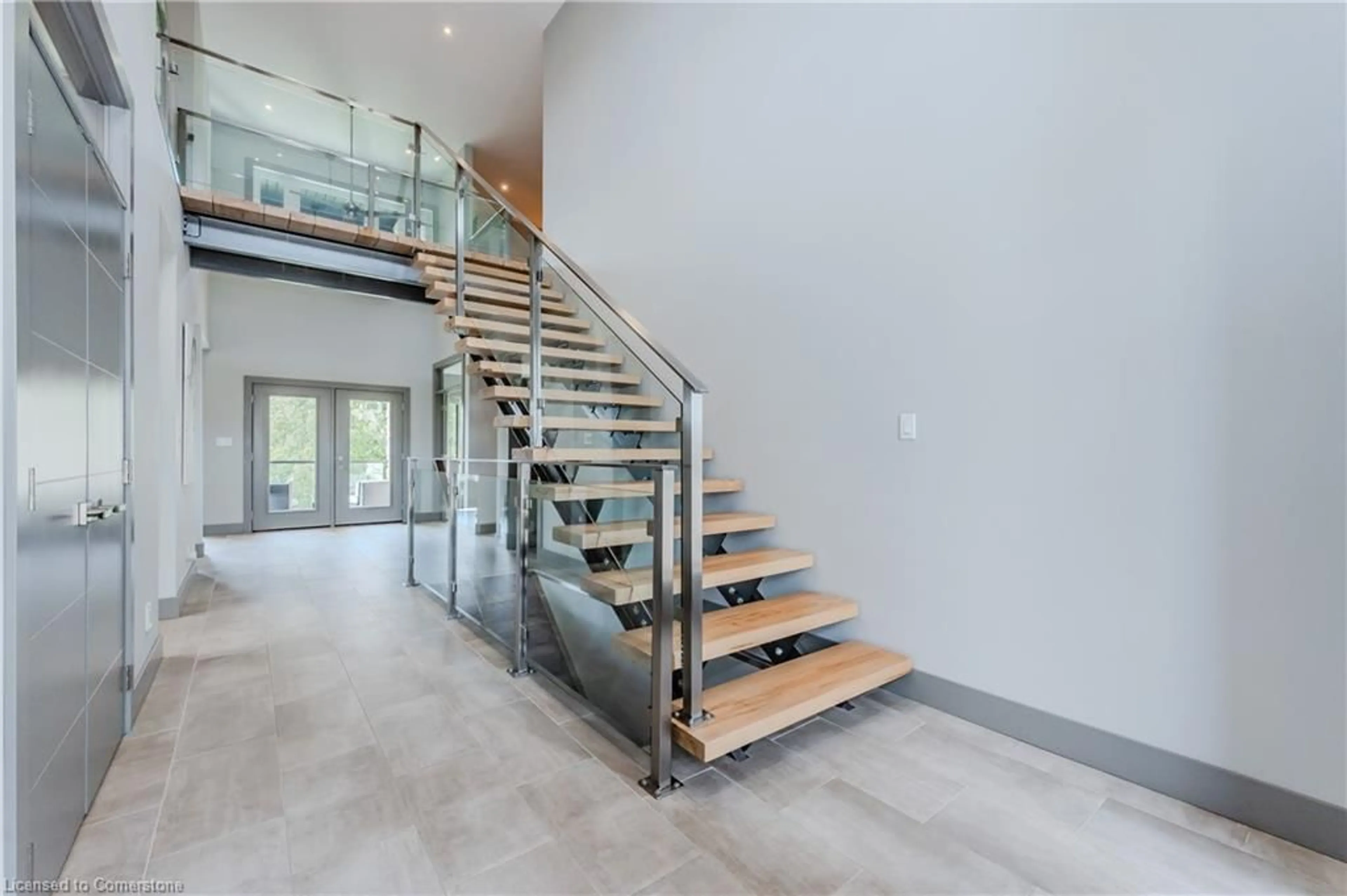 Stairs for 539 Wissler Rd, Waterloo Ontario N2K 3Y9