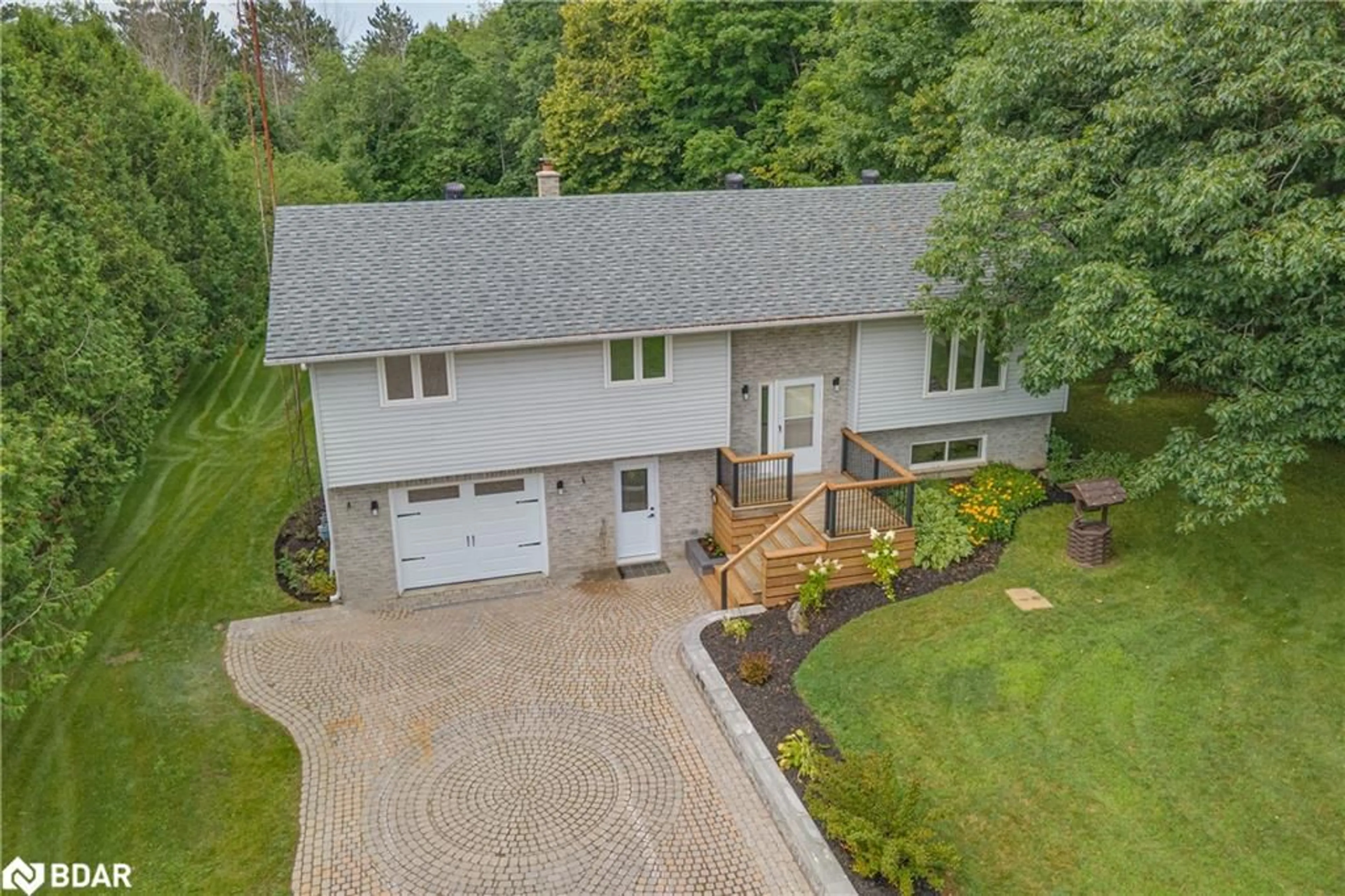 A pic from outside/outdoor area/front of a property/back of a property/a pic from drone, unknown for 622 Scarlett Line, Hillsdale Ontario L0L 1V0