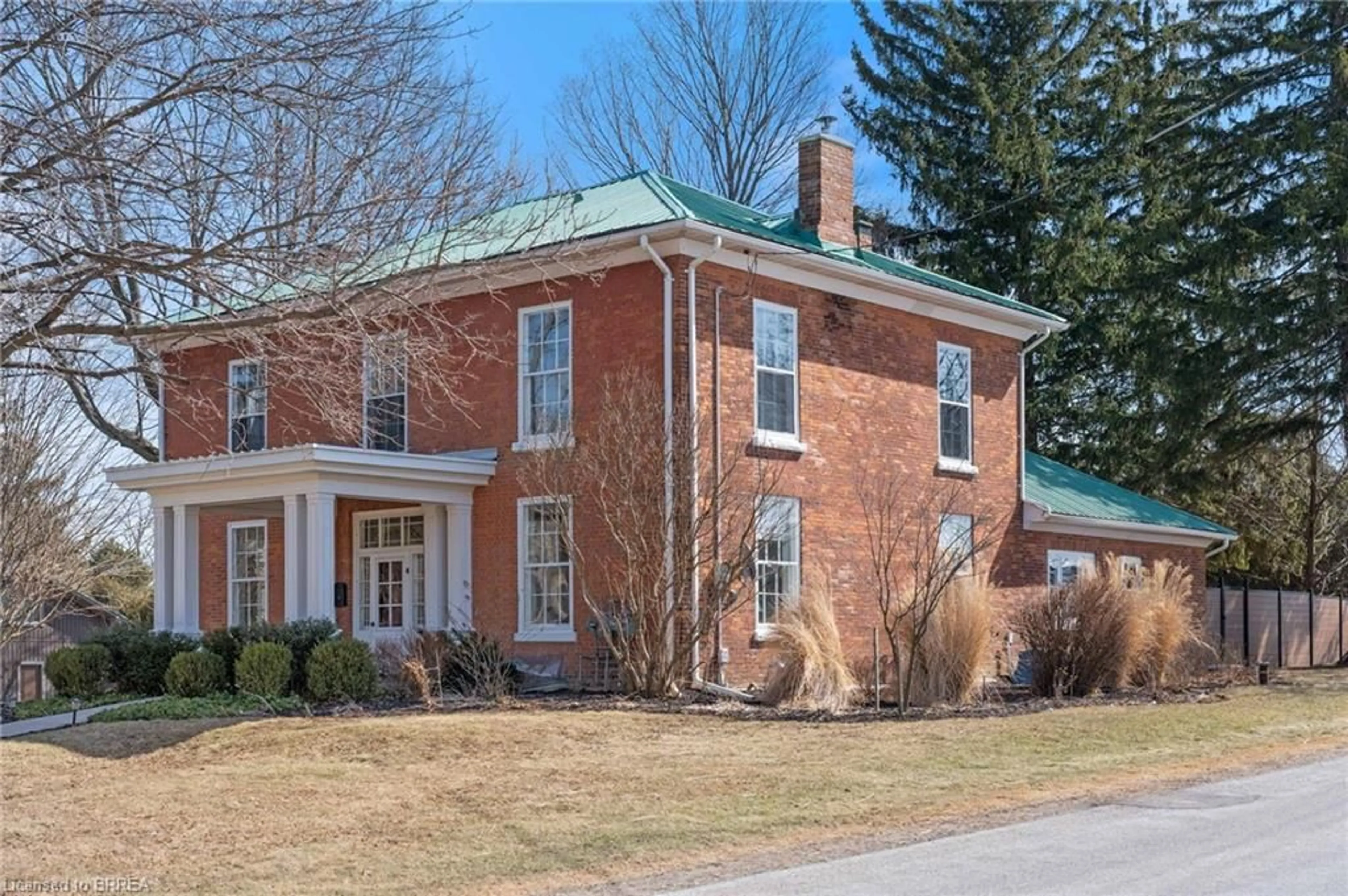 Home with brick exterior material, building for 4 Murray St, Vittoria Ontario N0E 1W0