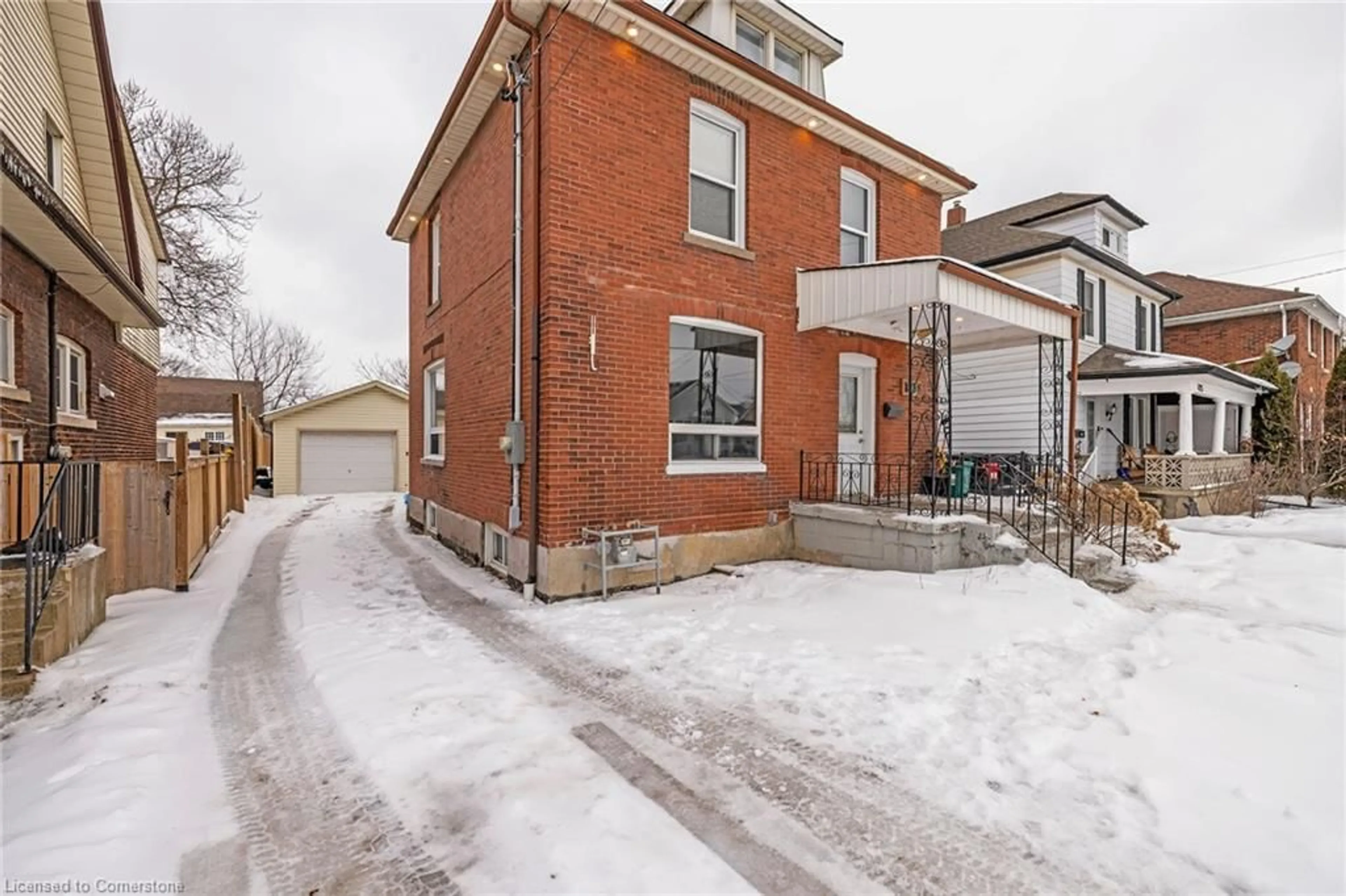 Home with brick exterior material, street for 4731 Third Ave, Niagara Falls Ontario L2E 4L7