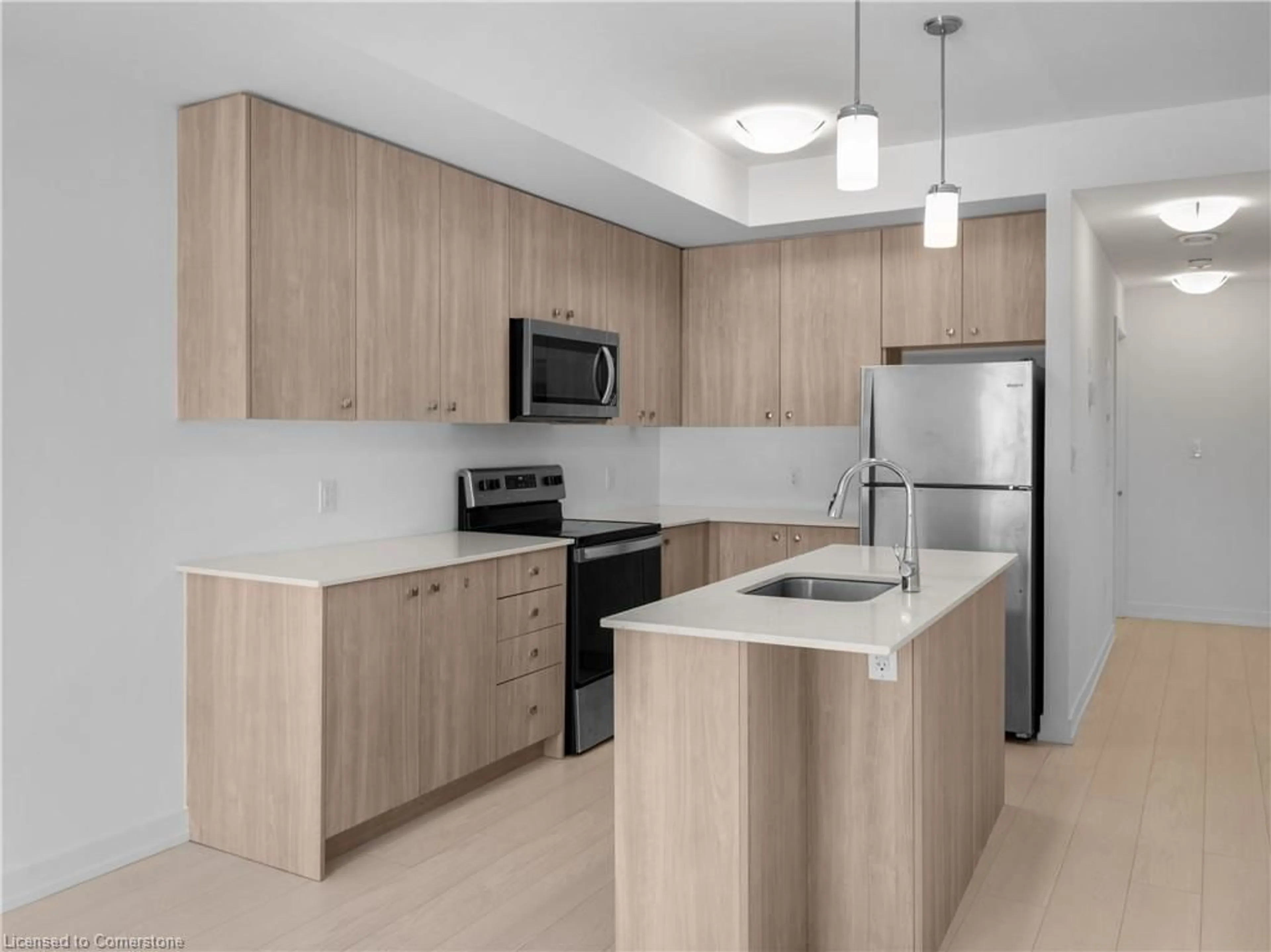 Standard kitchen, unknown for 10 Palace St #D10, Kitchener Ontario N2E 0J3