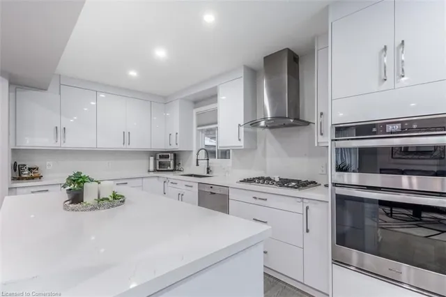 Additional property image - 179 Highbury Dr