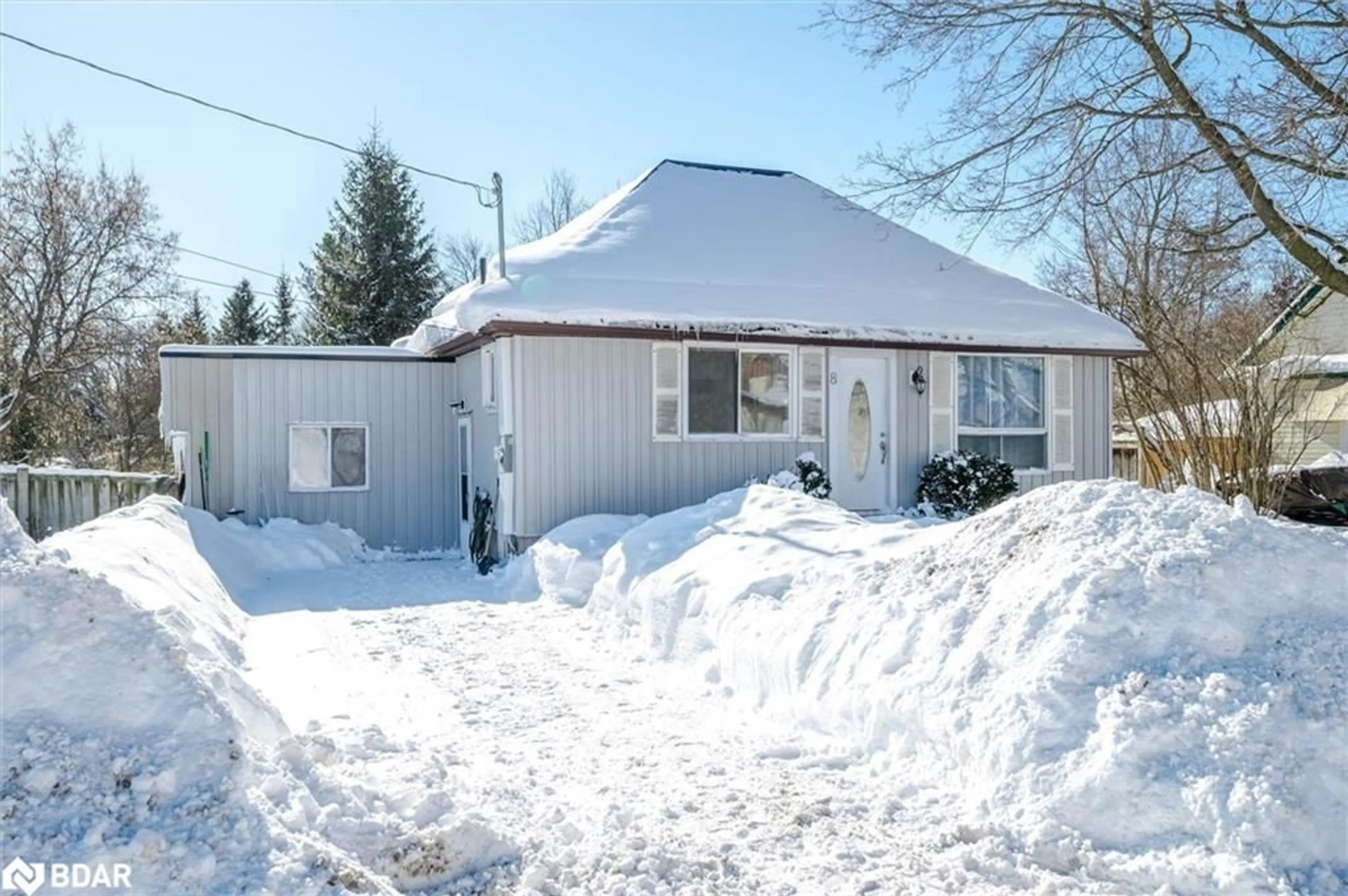 Shed for 8 Mary St, Omemee Ontario K0L 2W0