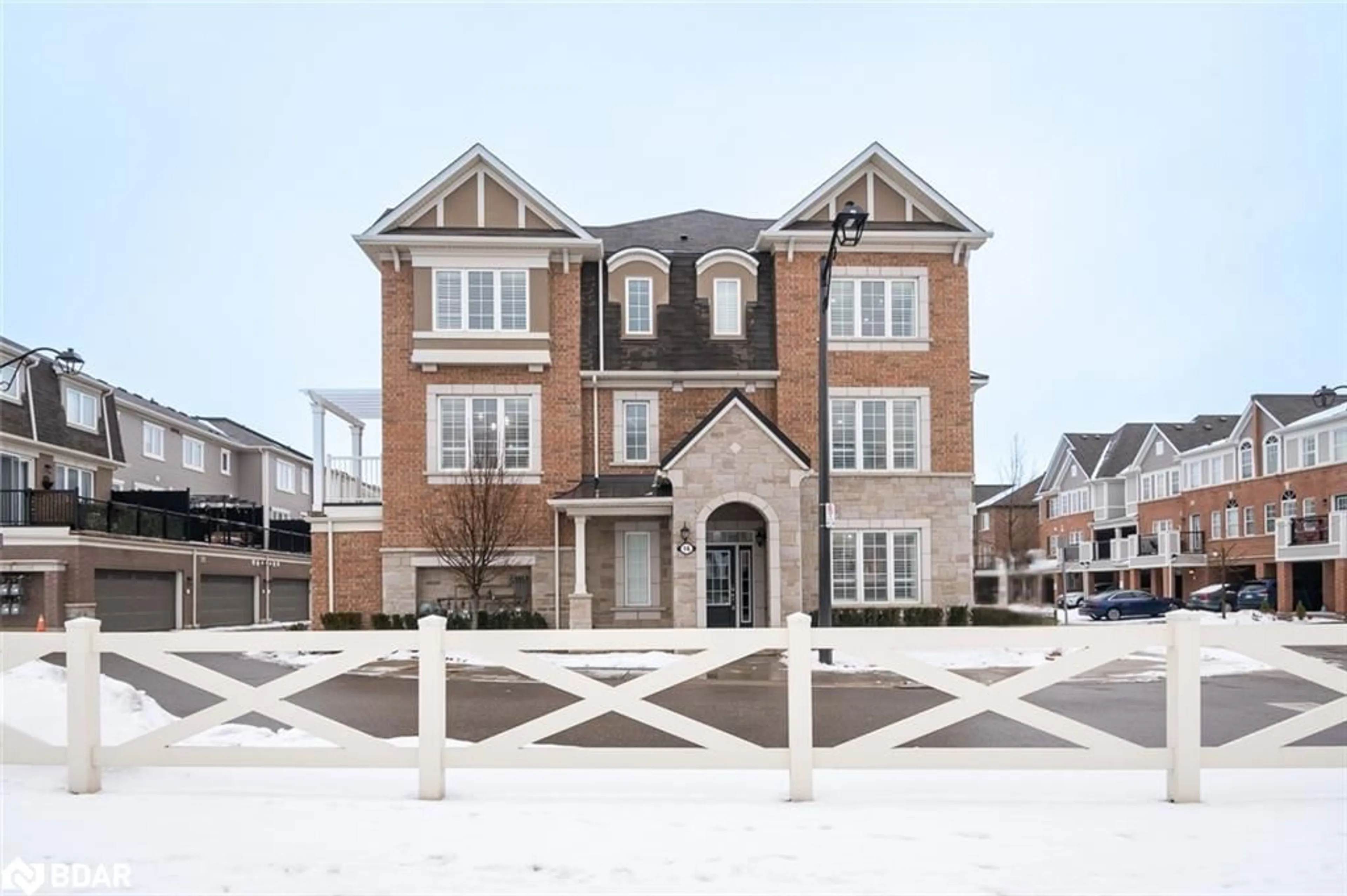 Home with brick exterior material, street for 501 Buckeye Dr #16, Milton Ontario L9E 1P3