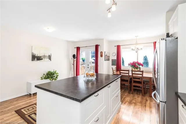 Additional property image - 26 Moss Blvd Unit 32