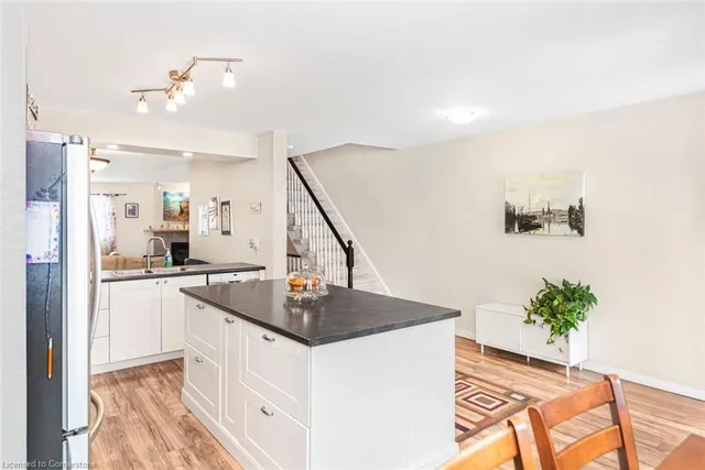 Additional property image - 26 Moss Blvd Unit 32