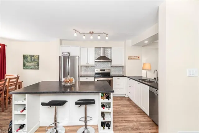 Additional property image - 26 Moss Blvd Unit 32