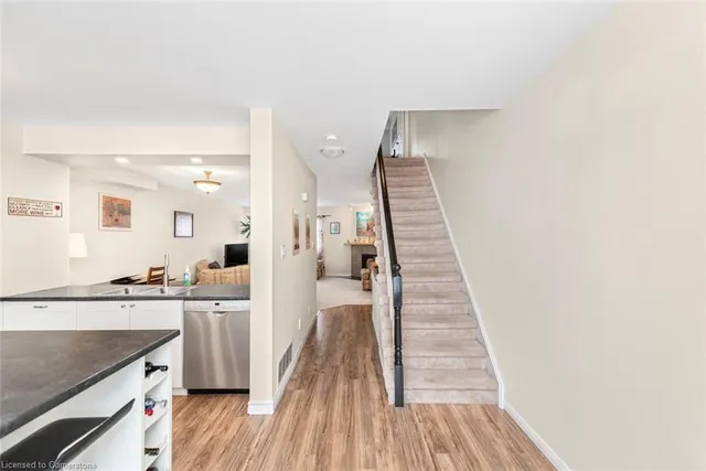 Additional property image - 26 Moss Blvd Unit 32