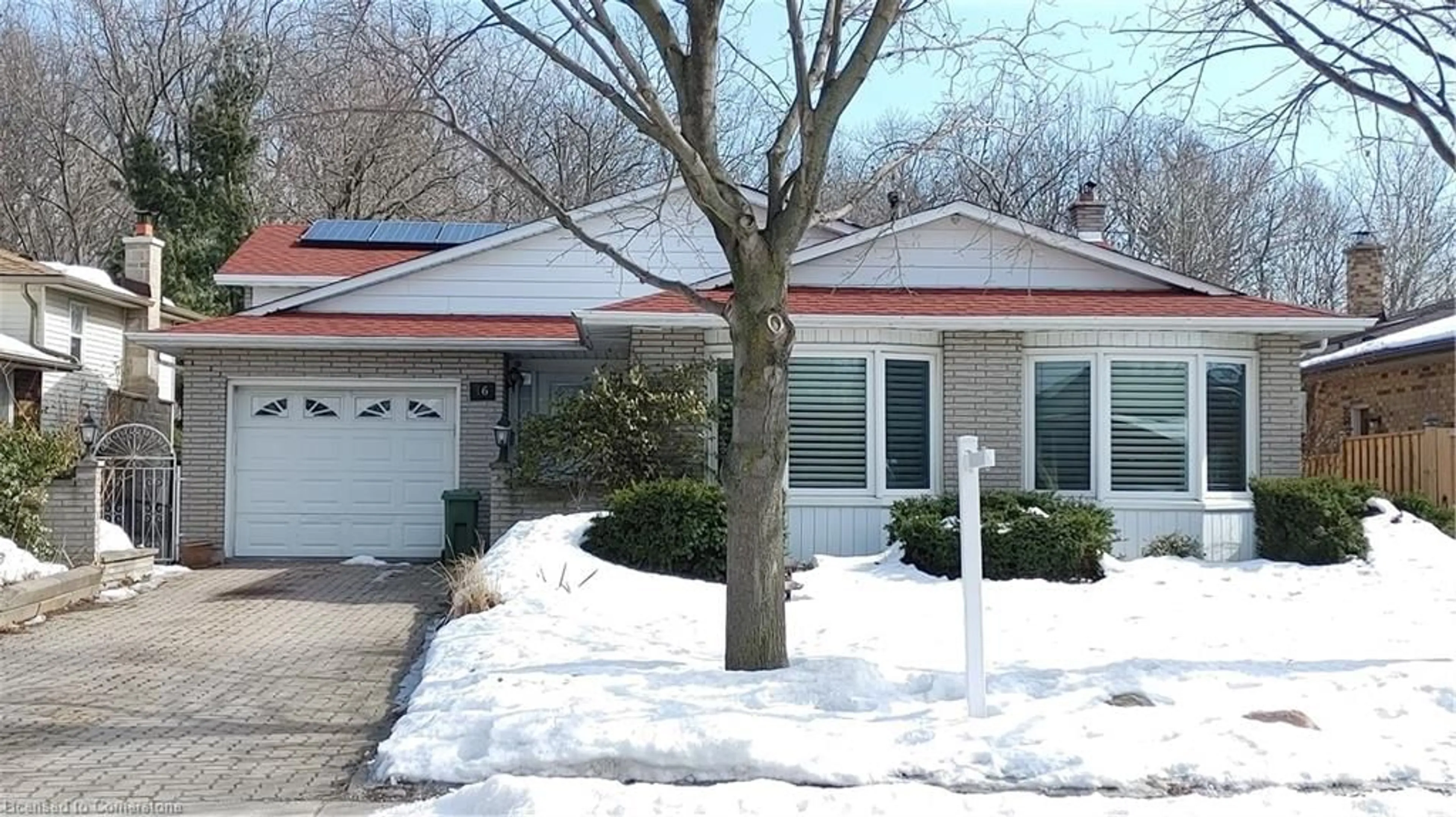 Home with vinyl exterior material, street for 16 Flamingo Dr, Hamilton Ontario L9A 4X7