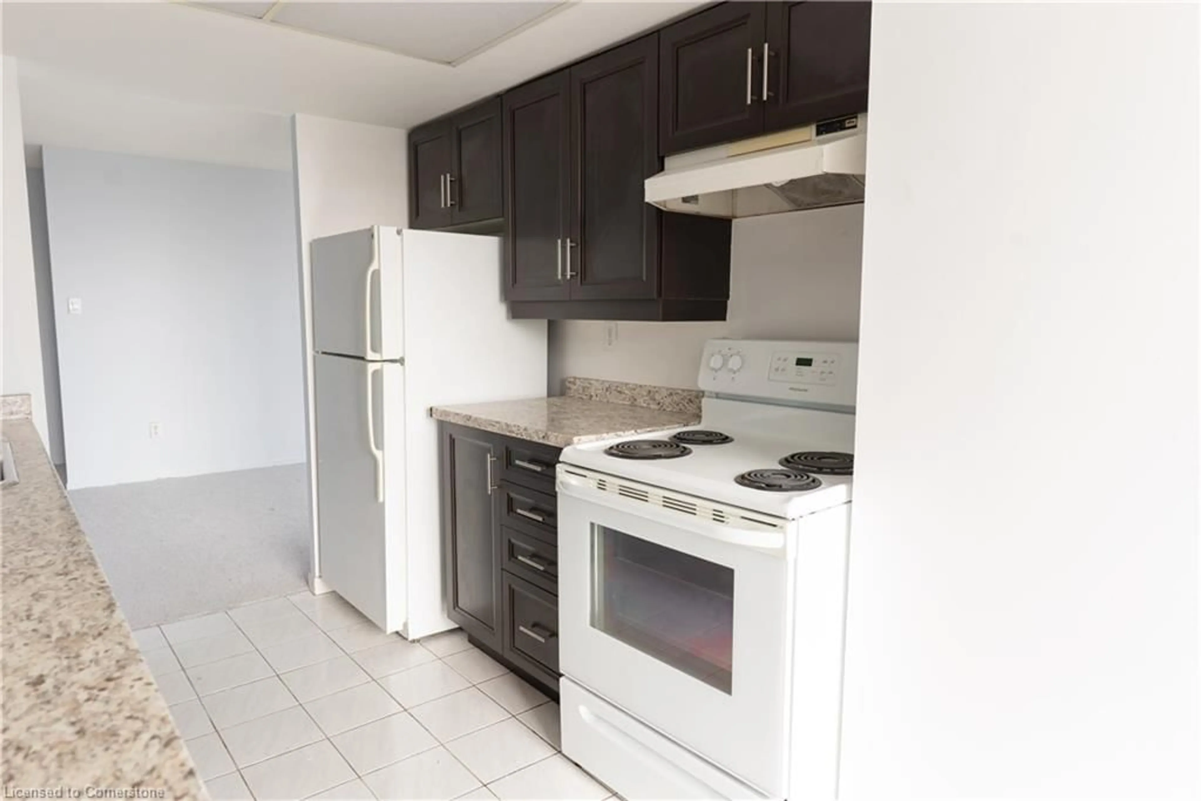 Standard kitchen, unknown for 3 Rowntree Rd #601, Etobicoke Ontario M9V 5G8