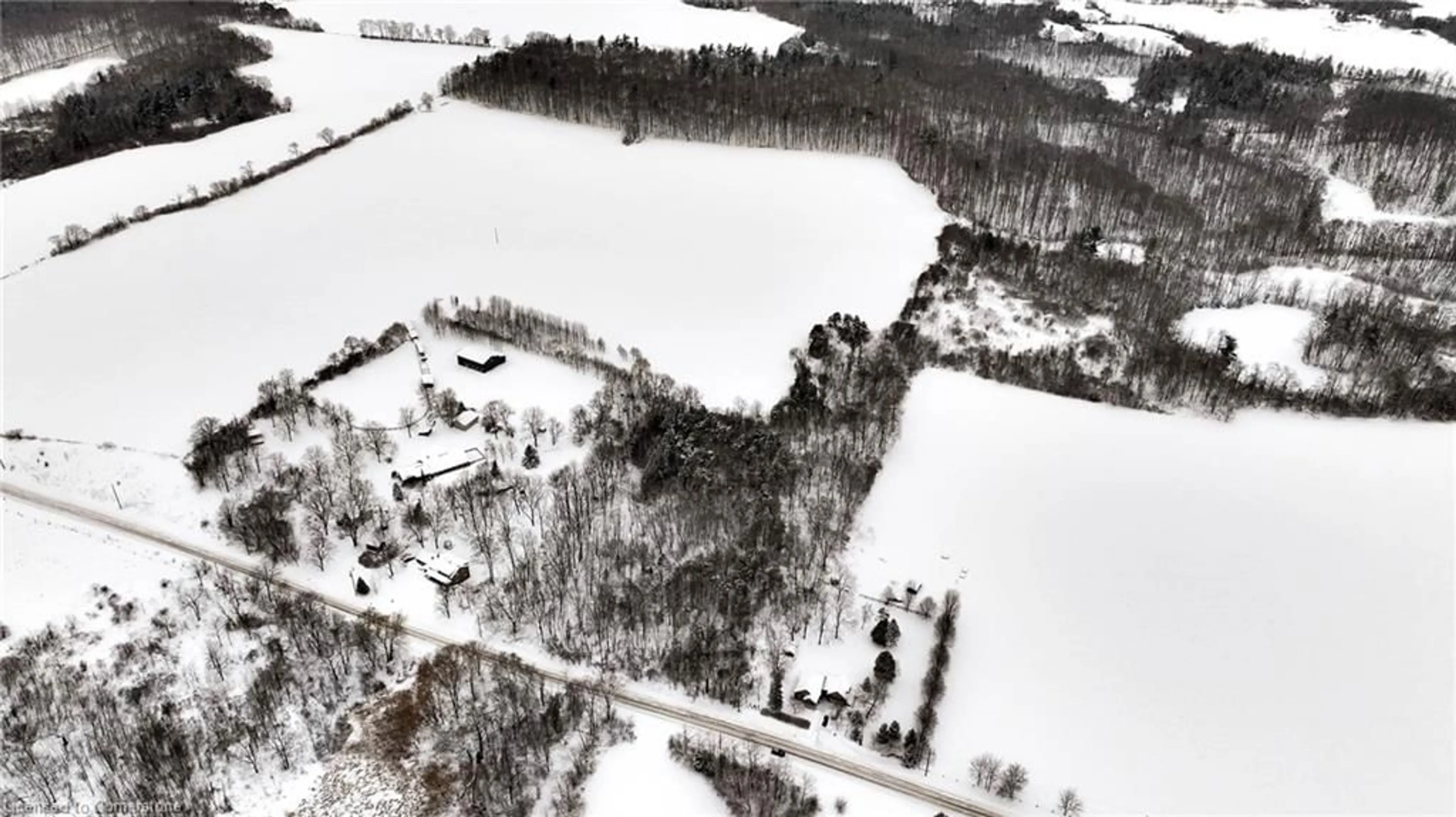 A pic from outside/outdoor area/front of a property/back of a property/a pic from drone, street for N/A Beke Rd, Cambridge Ontario N1R 5S5