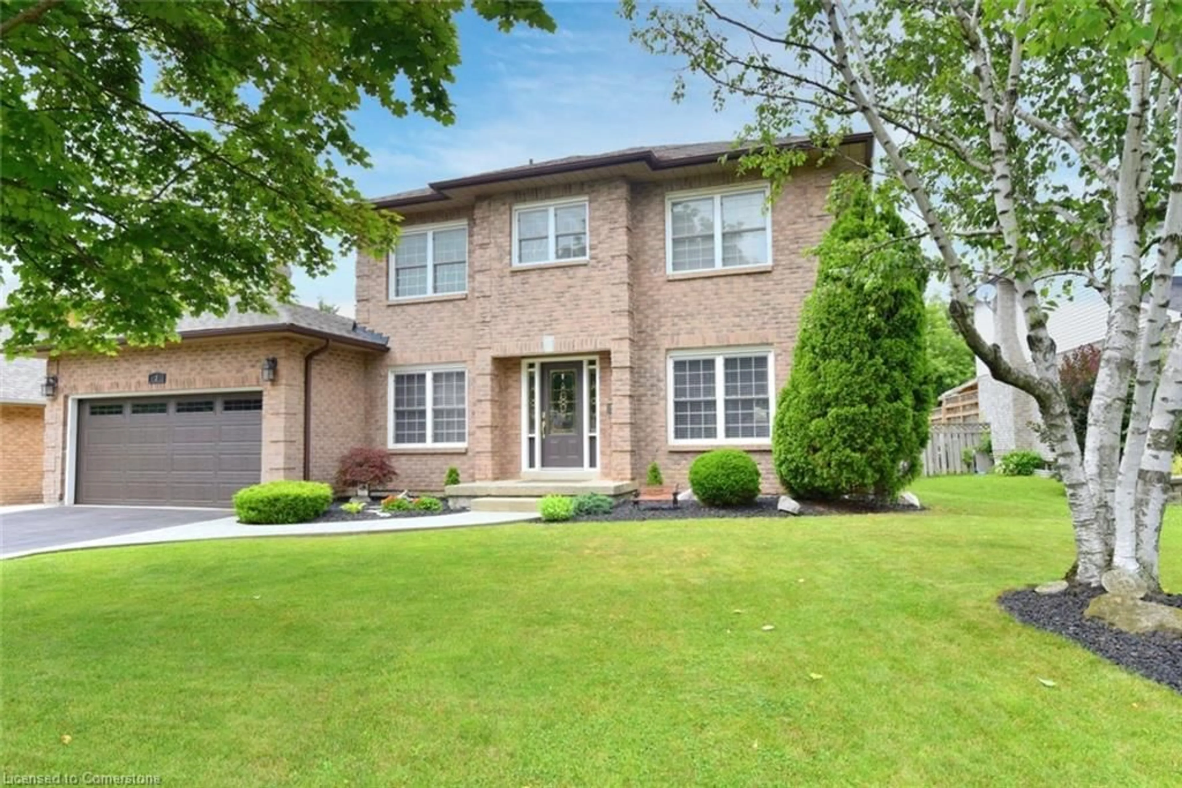 Home with brick exterior material, street for 3 Suter Cres, Dundas Ontario L9H 6R6