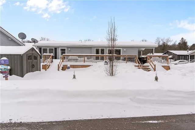 Additional property image - 4449 Milburough Line Unit 10 Oak St.