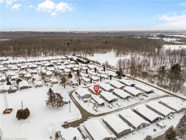 Additional property image - 4449 Milburough Line Unit 10 Oak St.
