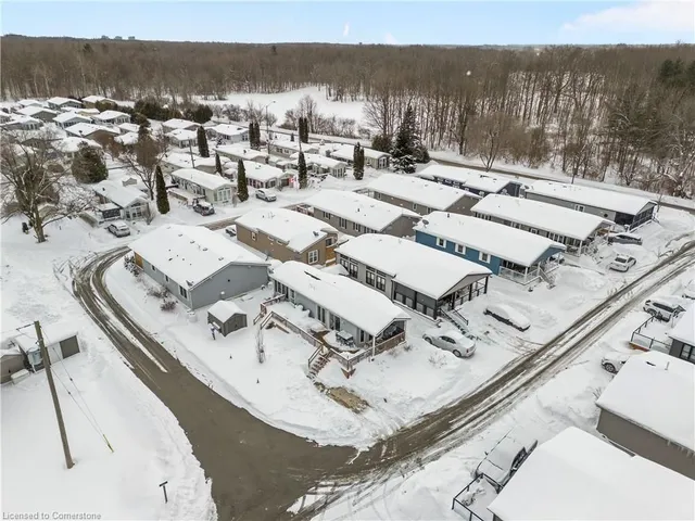 Additional property image - 4449 Milburough Line Unit 10 Oak St.