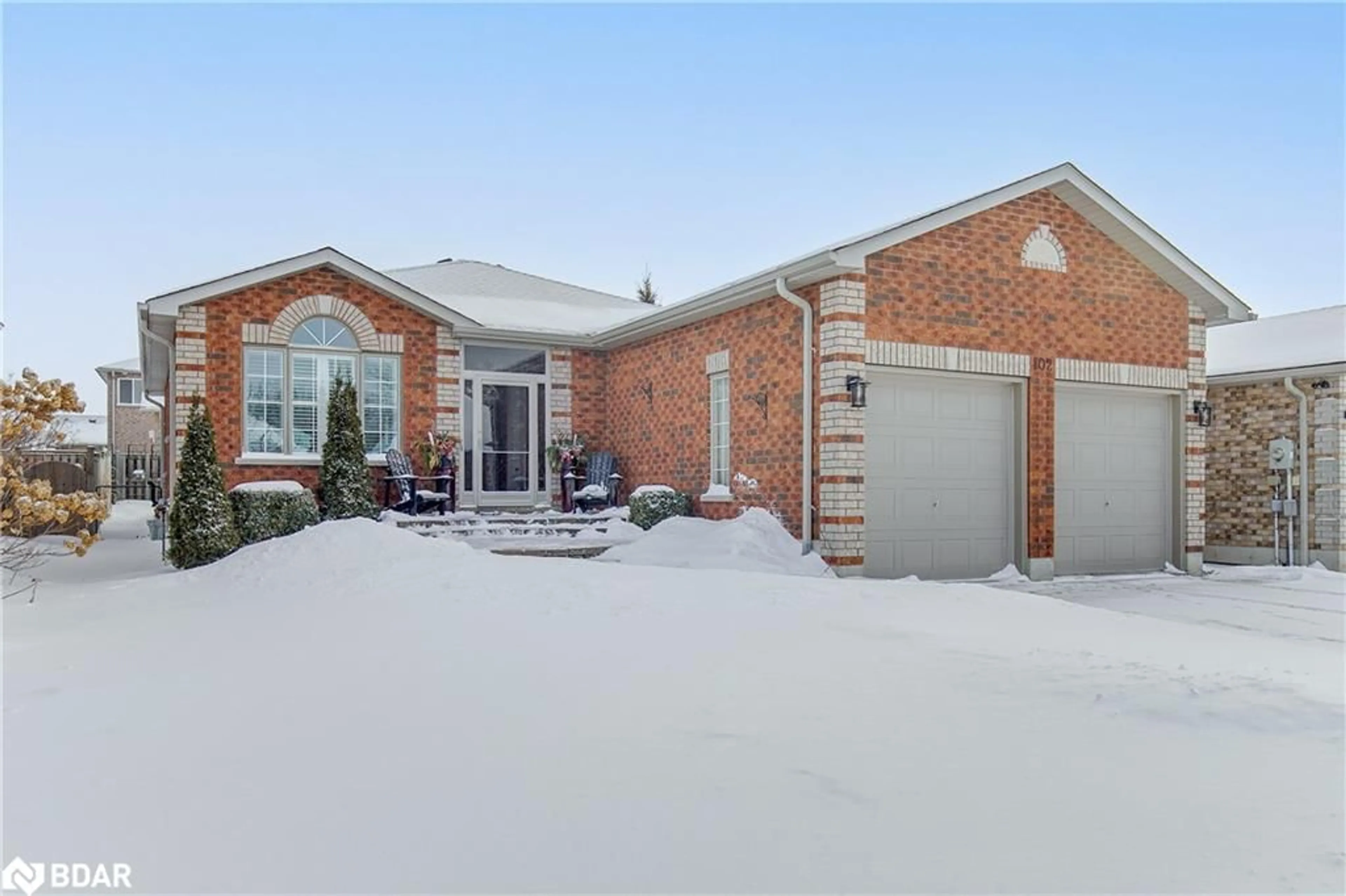 Home with brick exterior material, street for 102 Seline Cres, Barrie Ontario L4N 5V7