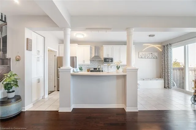 Additional property image - 1407 Chretien Street