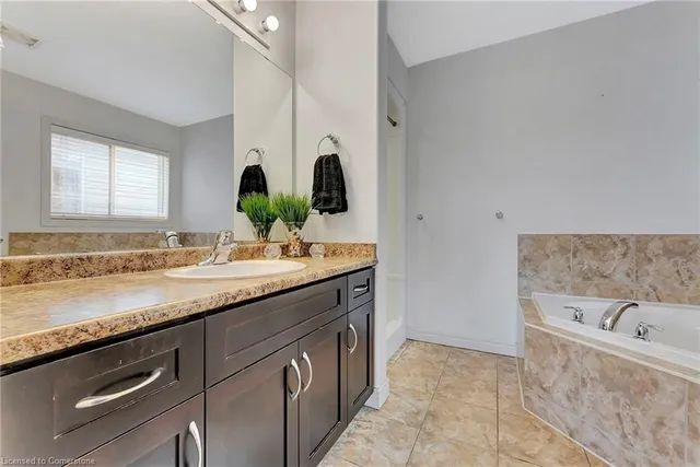 Additional property image - 20 Donald Bell Dr