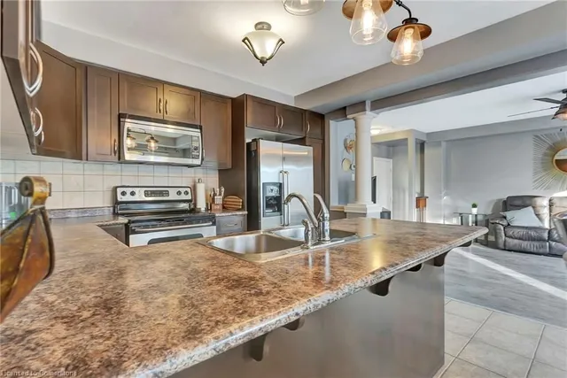 Additional property image - 20 Donald Bell Dr