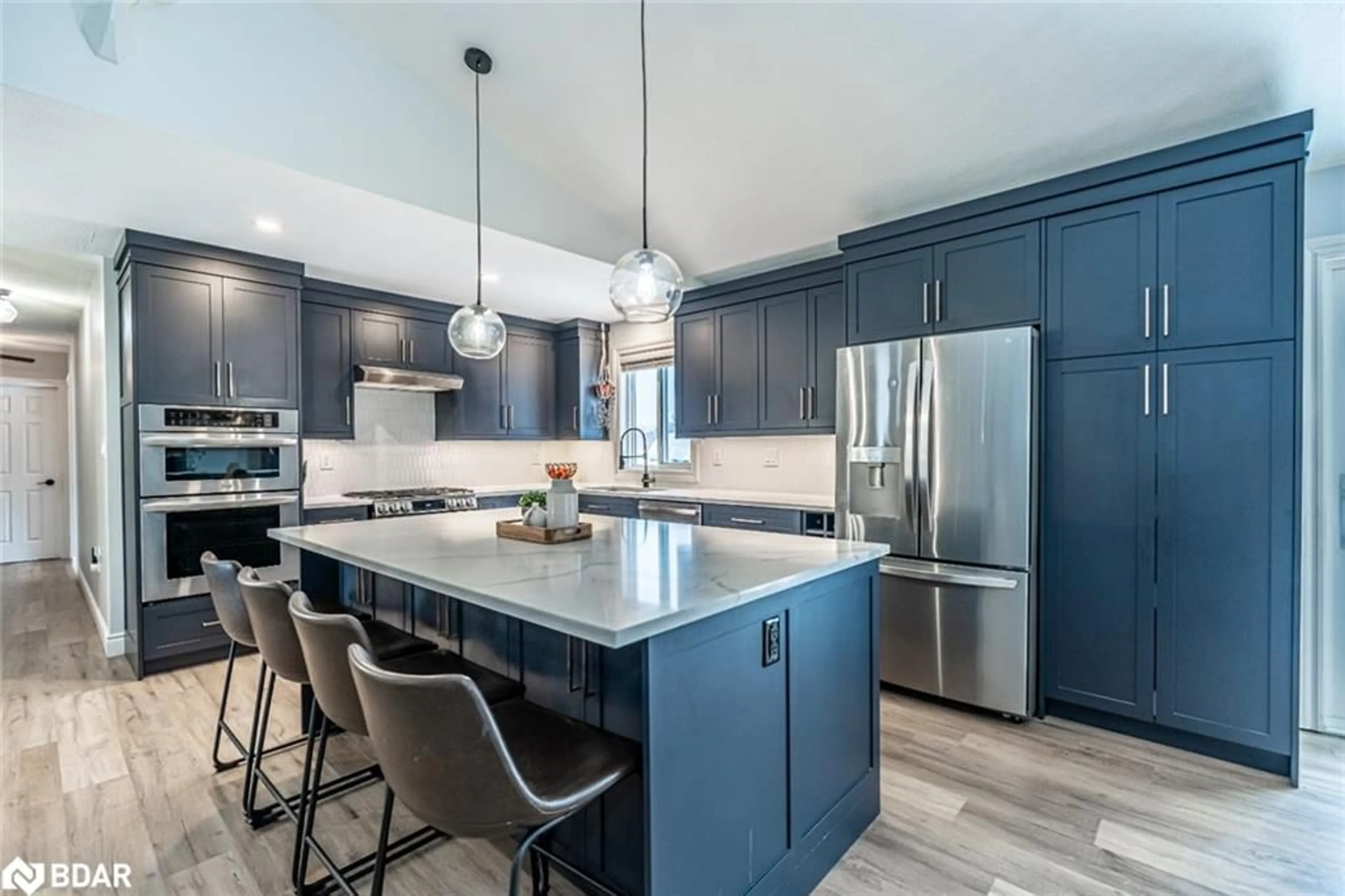 Open concept kitchen, unknown for 285 Warminster Sideroad, Oro-Medonte Ontario L0K 1E0