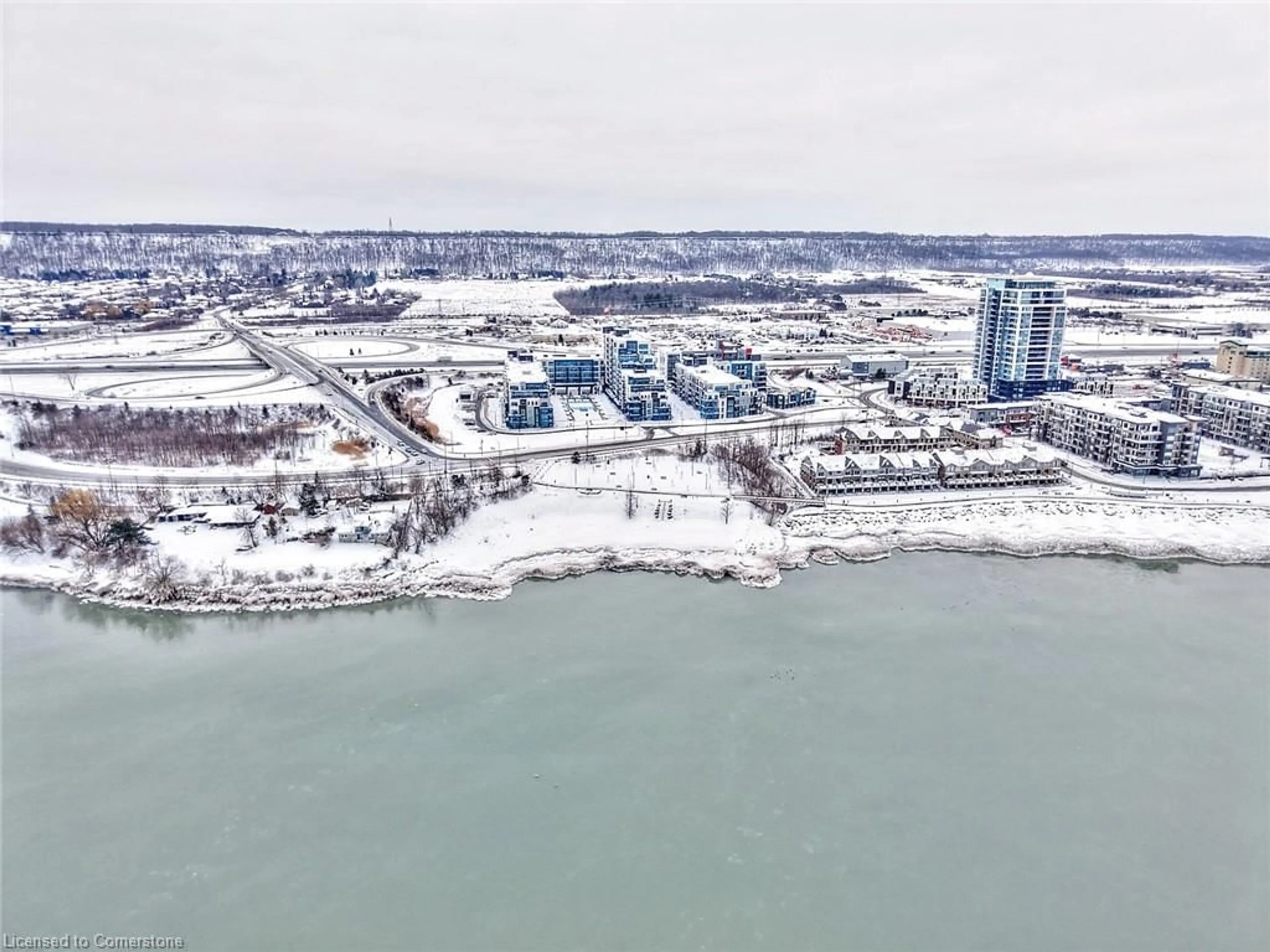 A pic from outside/outdoor area/front of a property/back of a property/a pic from drone, water/lake/river/ocean view for 16 Concord Pl #117, Grimsby Ontario L3M 0J1