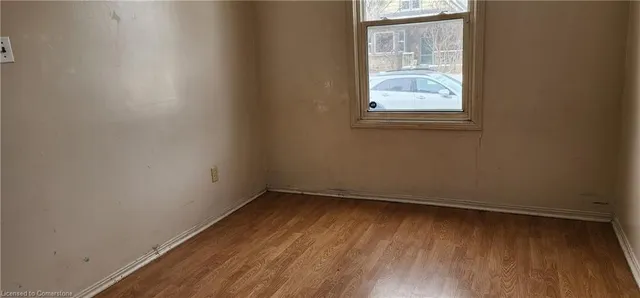 Additional property image - 108 Niagara St