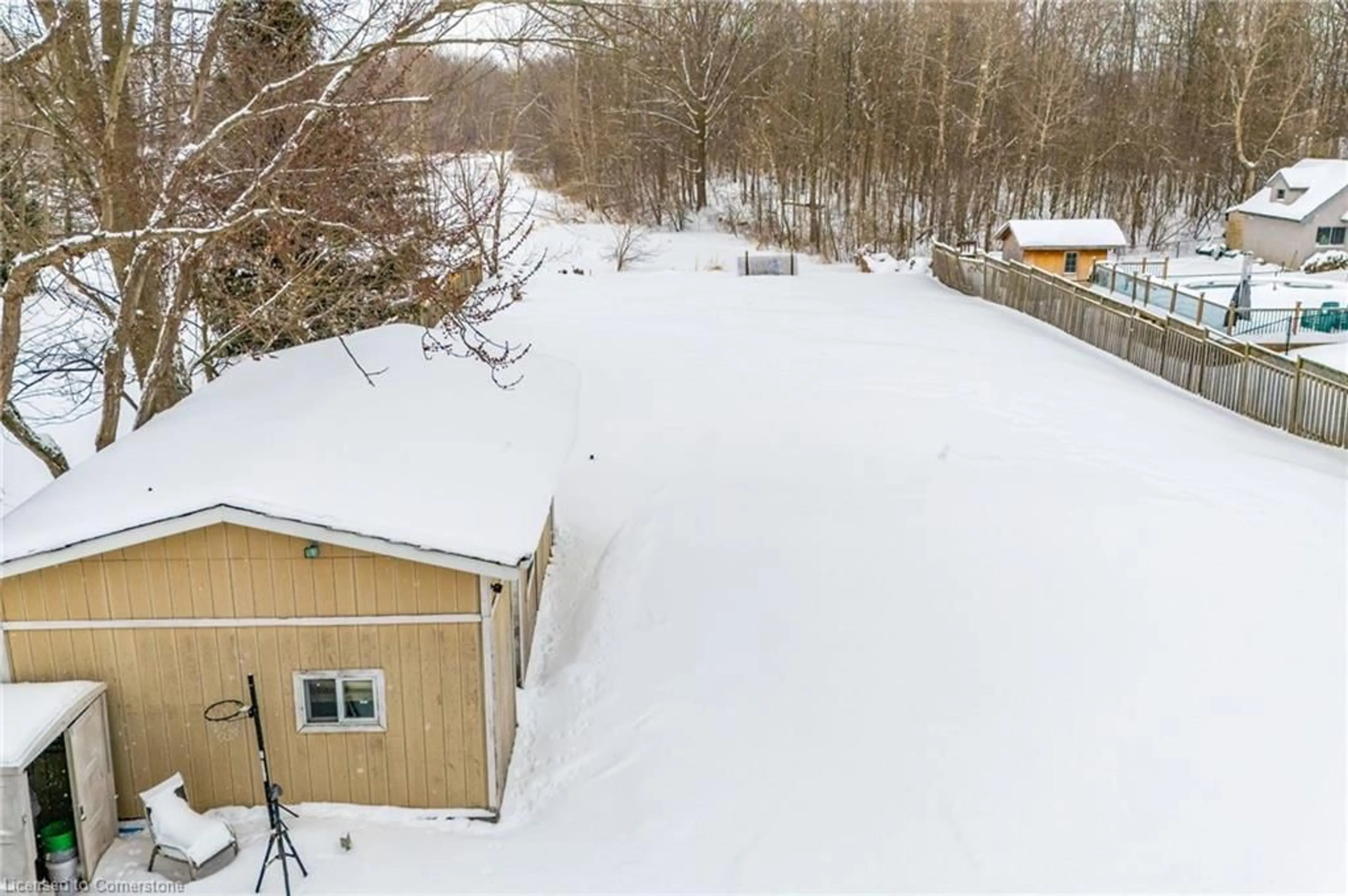 A pic from outside/outdoor area/front of a property/back of a property/a pic from drone, unknown for 3395 Tisdale Rd, Mount Hope Ontario L0R 1W0