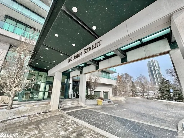 Additional property image - 100 John St Unit 403