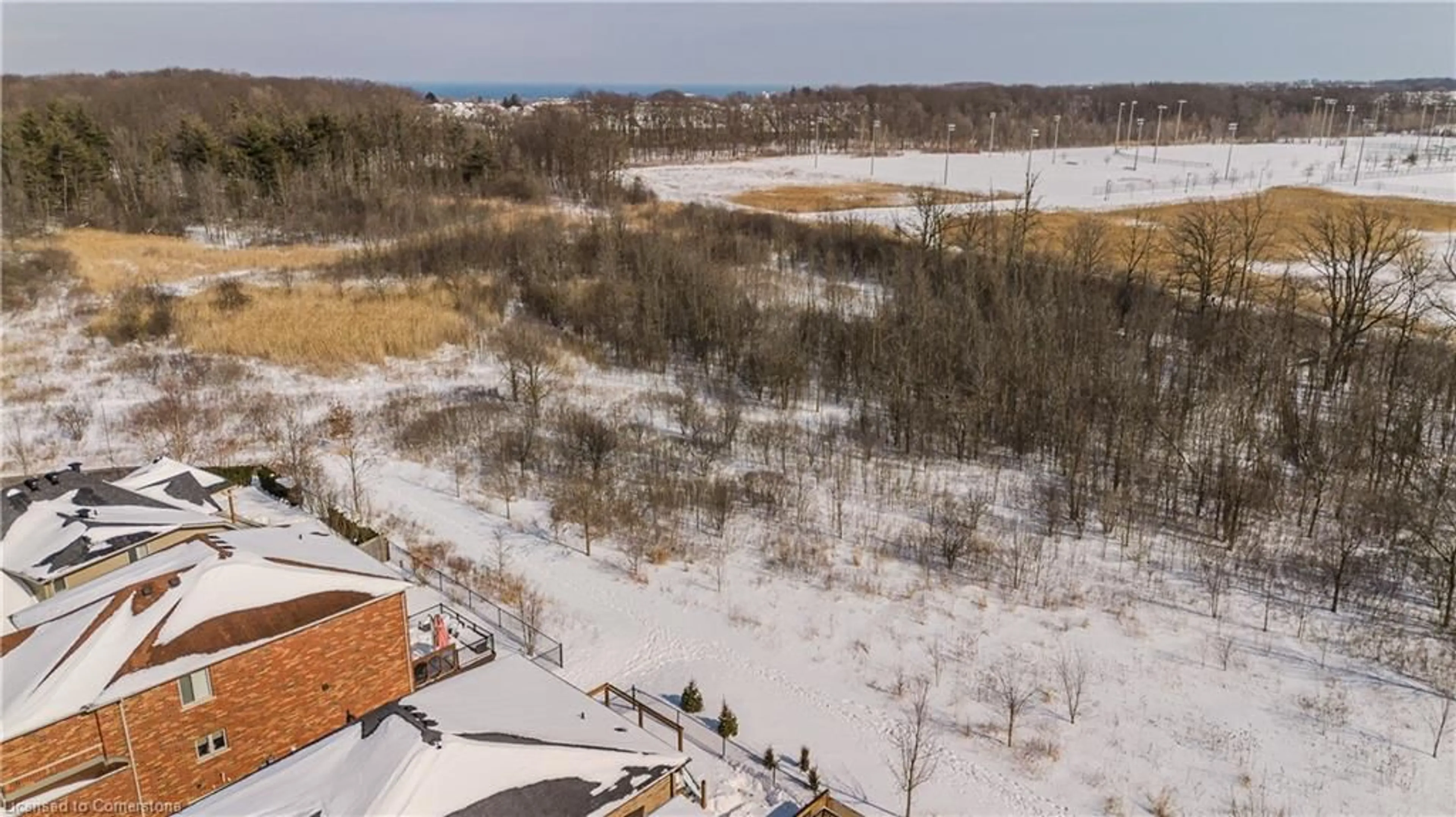 A pic from outside/outdoor area/front of a property/back of a property/a pic from drone, water/lake/river/ocean view for 8 Thornbury Crt, Stoney Creek Ontario L8J 0G7